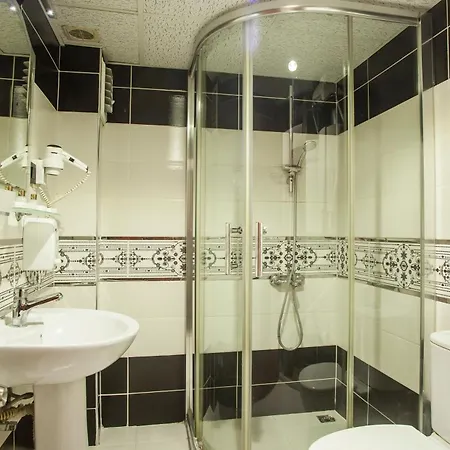 Nobel Hotel 3*