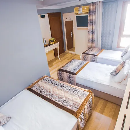 Nobel Hotel 3*