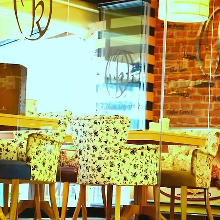 Nobel Hotel 3*